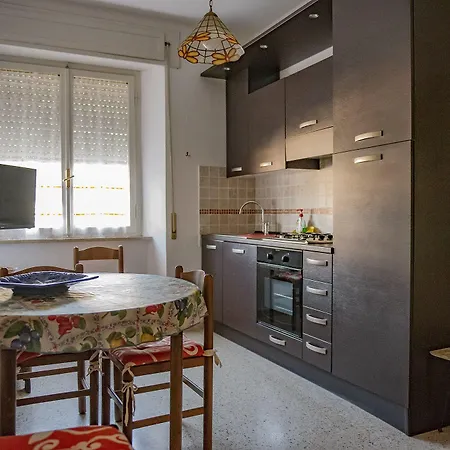 Ξενοδοχείο με διαμερίσματα Cav Costa Degli Etruschi 3*