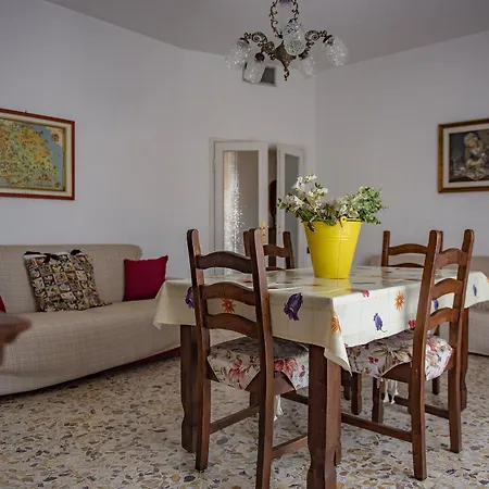 Cav Costa Degli Etruschi 3*