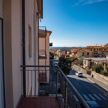 Cav Costa Degli Etruschi Aparthotel